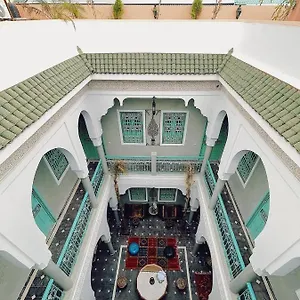 Deux Palmiers بيت ضيافة مراكش